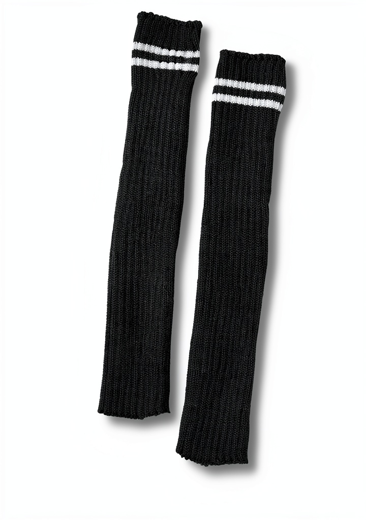 Grey Short One Size laid flat on a wooden bench after light activity, showing minimal wrinkles and intact seams